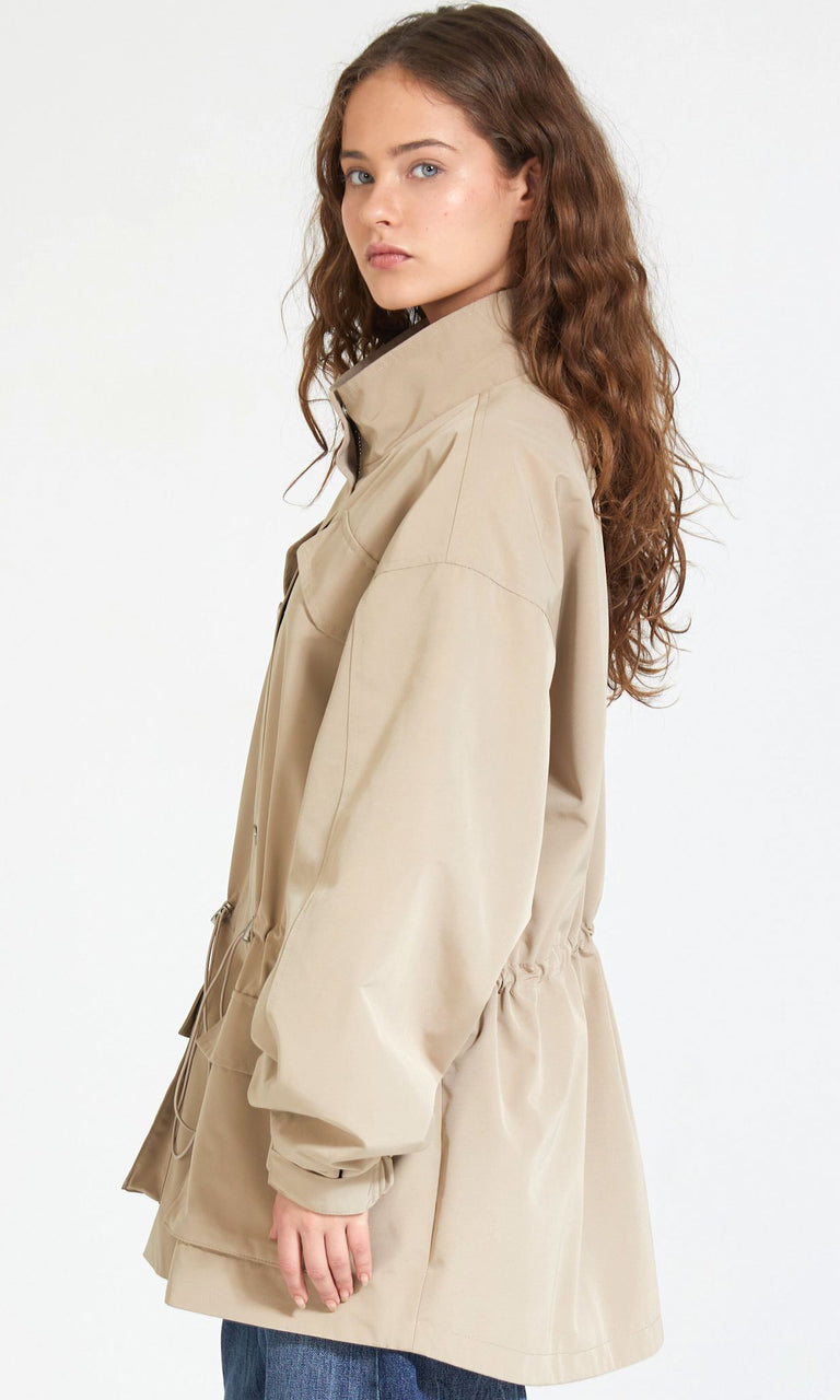 TRACY TECH JACKET - BEIGE