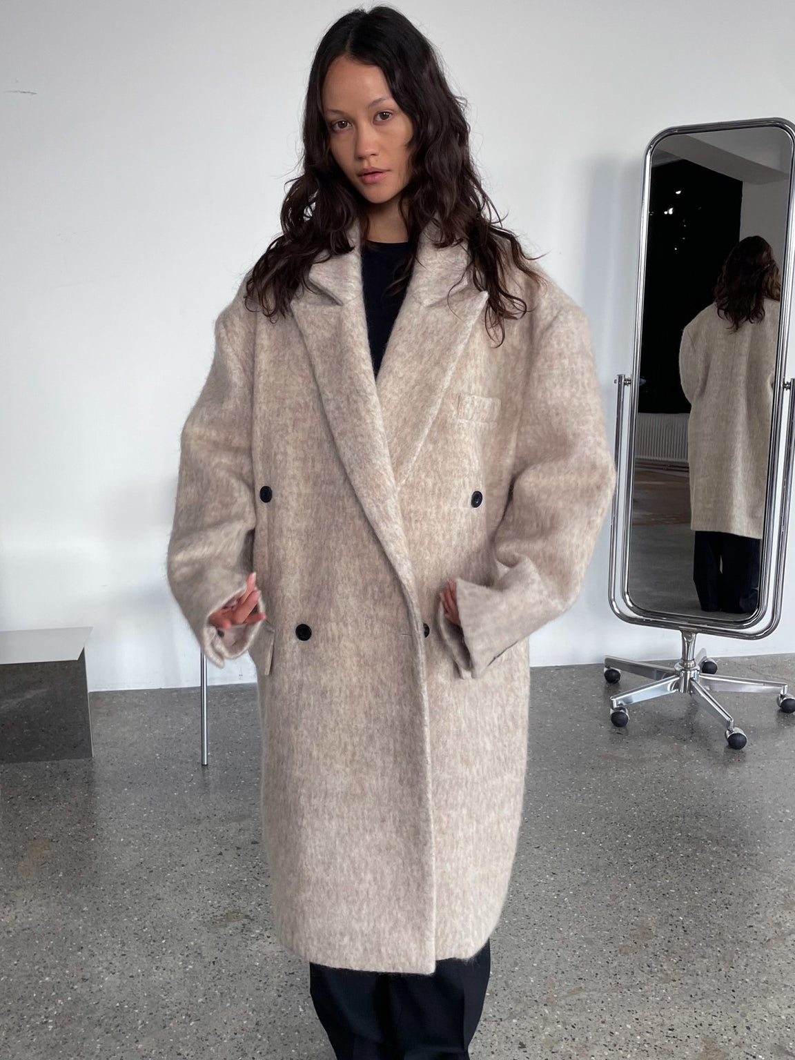 KYLIE MOHAIR COAT BEIGE